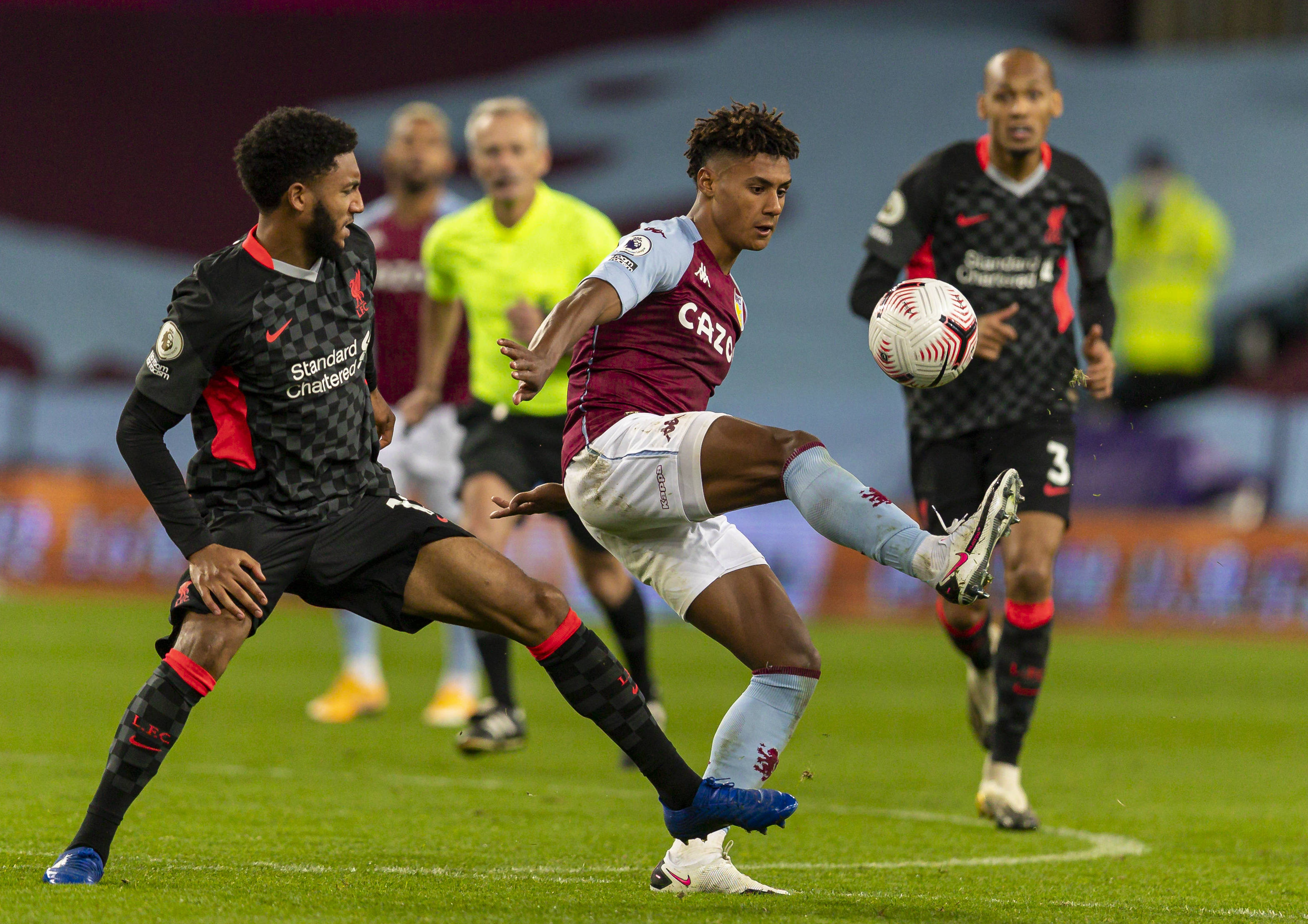 财务信息被 财务信息被